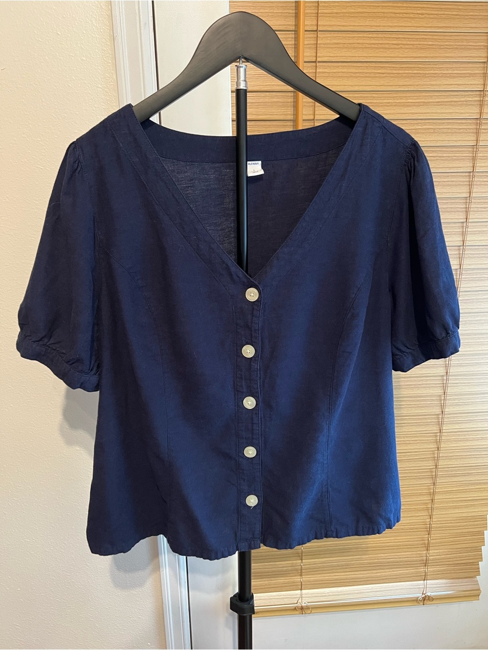 Old Navy Navy Button-Front V-Neck Women's Top
